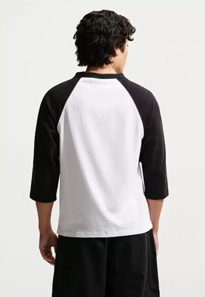 Sportswear Club 3/4-Sleeve Raglan Top